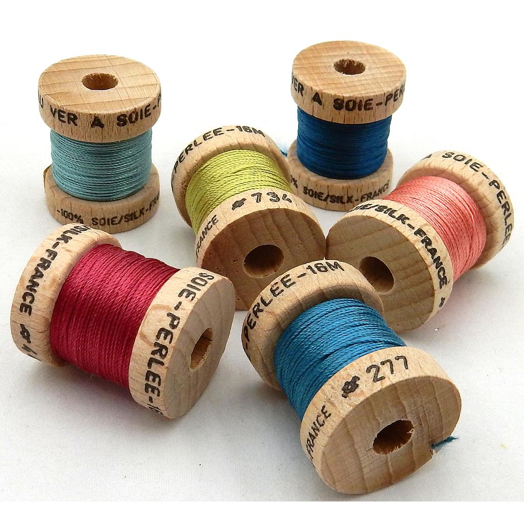 Borduurgaren set Soie Perlée Au ver a Soie