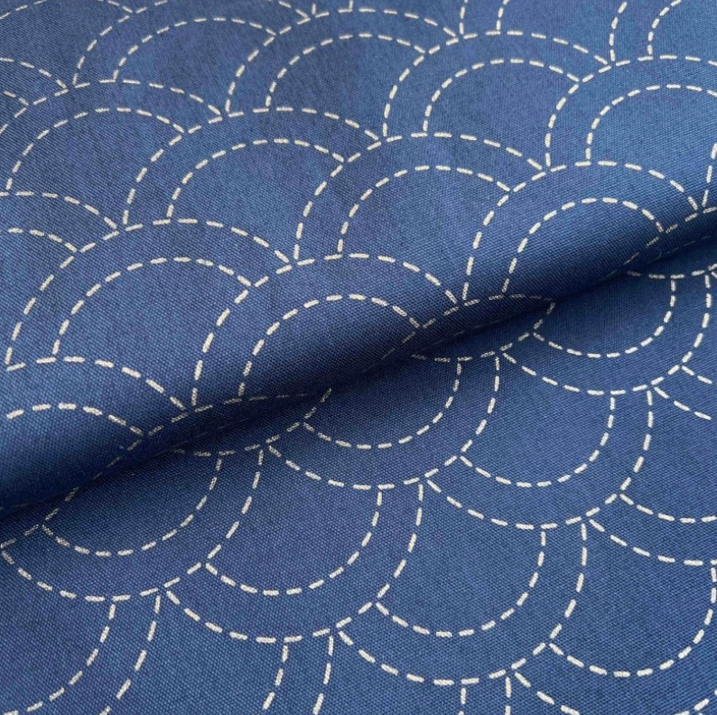 Sashiko stof voorgedrukt Golven / Overlapping Waves Navy